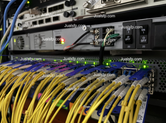 Alat testing jaringan optik di lab quality control JualSFP
